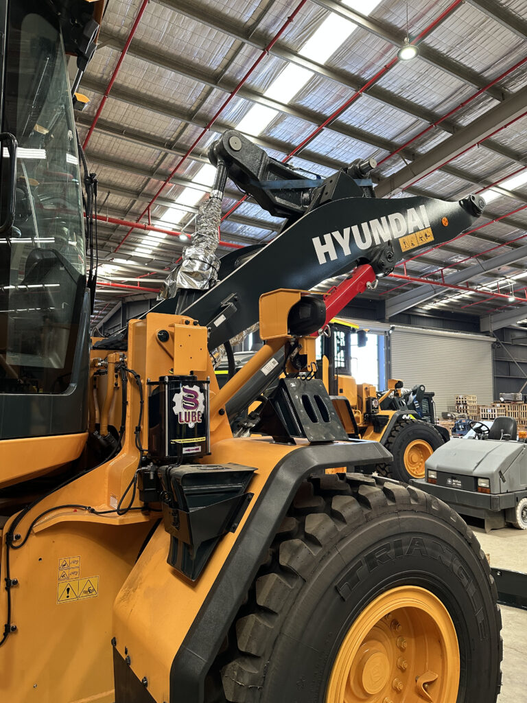 Hyundai Wheel Loader Lube Grease System Installed Moree Earth Moving Equipment Safe Reliable Automatic Lubrication Alemlube Replacement